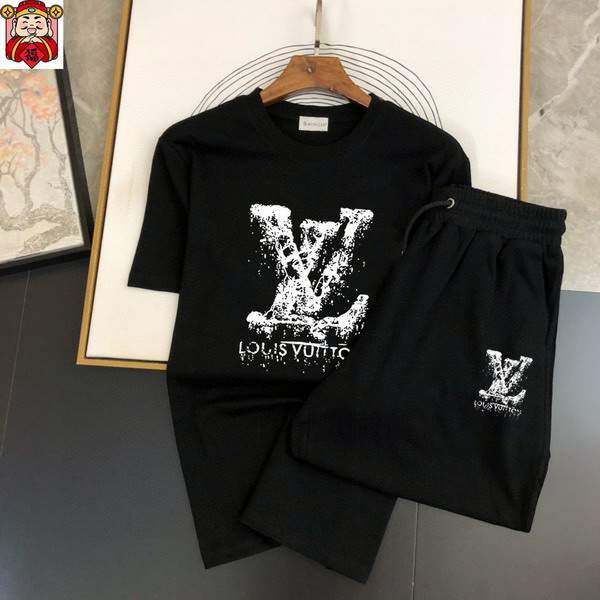 Picture of LV Shirt Pant Suits _SKULVM-5XL13gx9223587